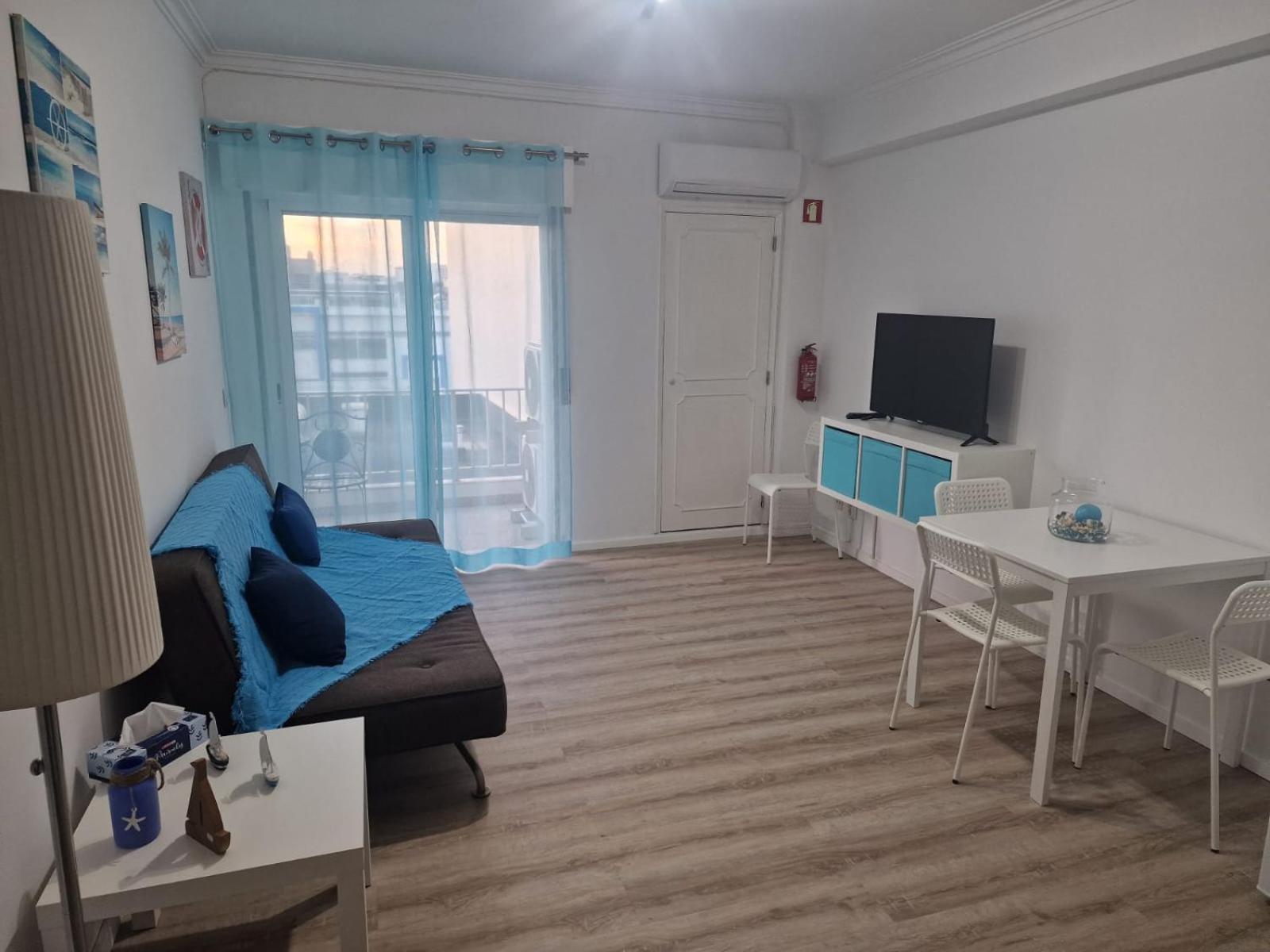 Apartamento Em Quarteira Exterior foto