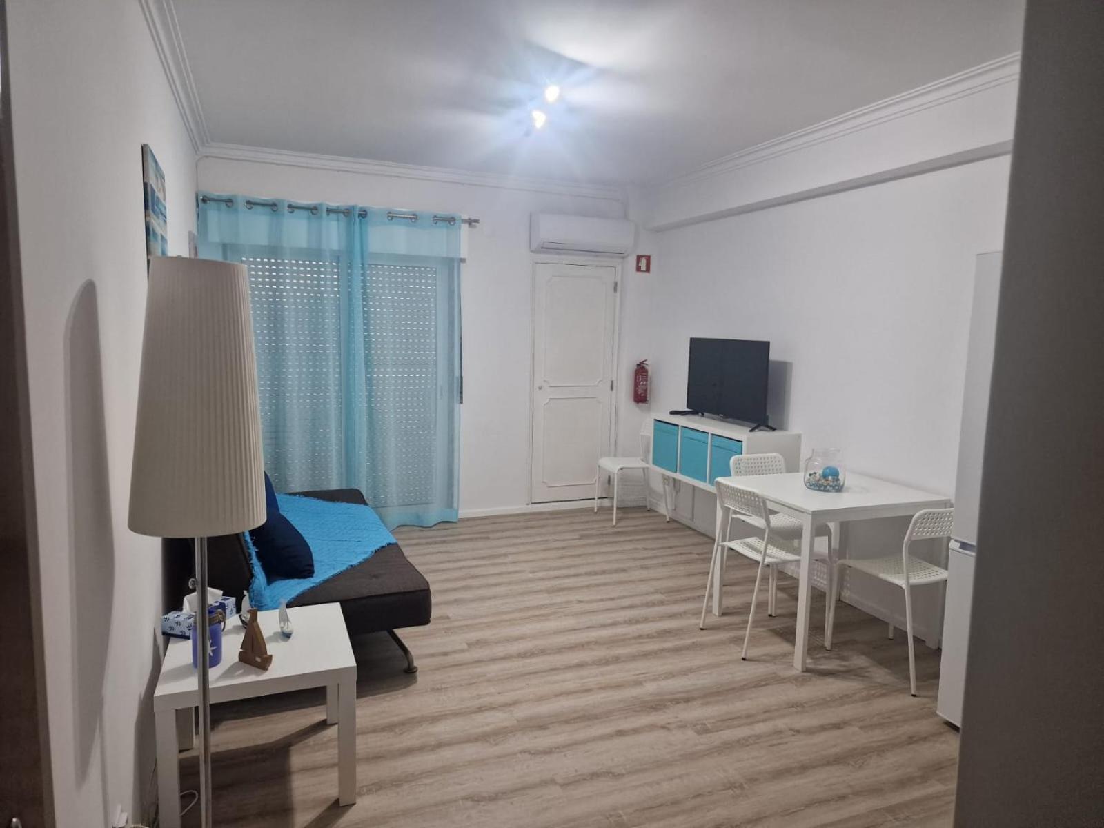 Apartamento Em Quarteira Exterior foto